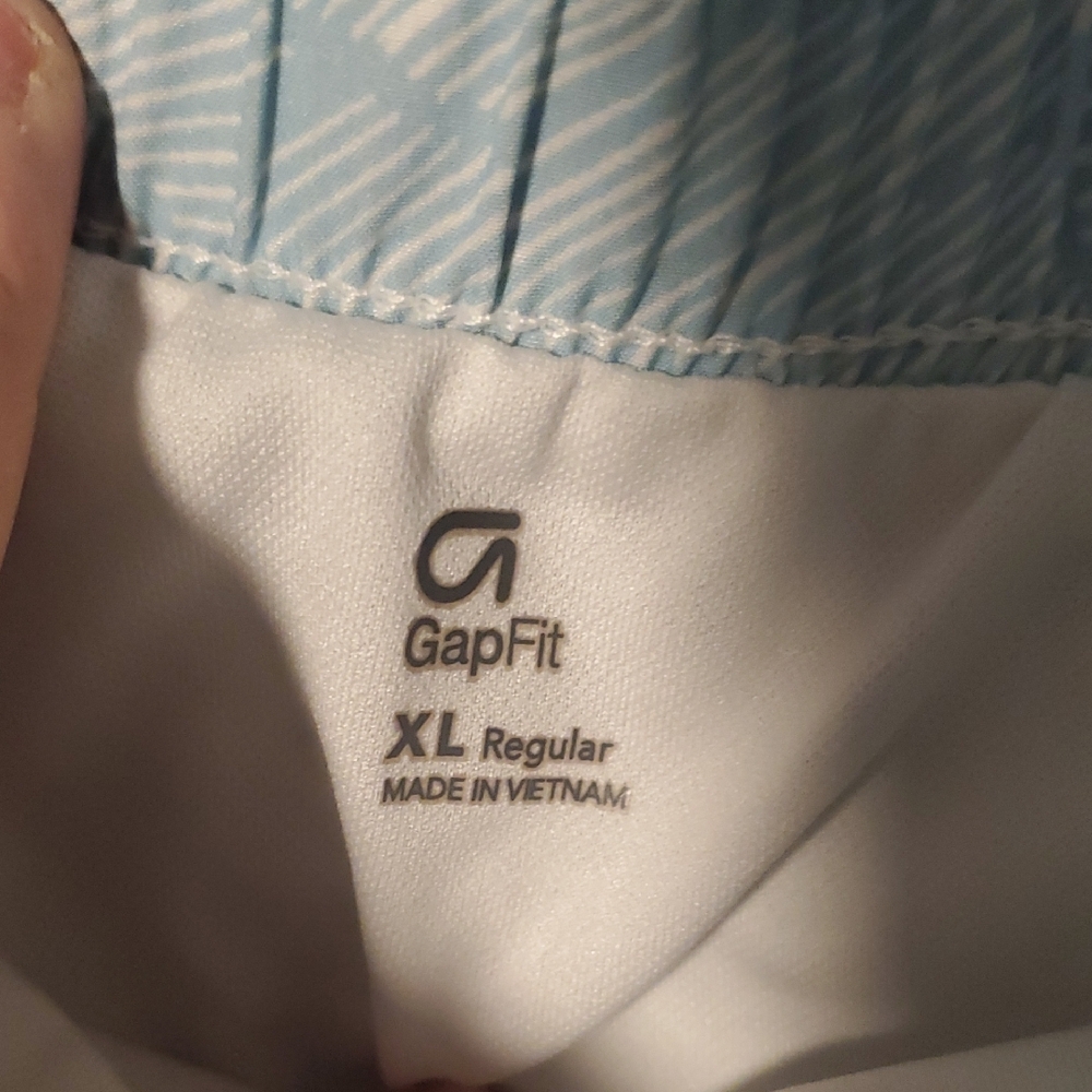 Gap Light Blue Patterned Active Shorts - image 2